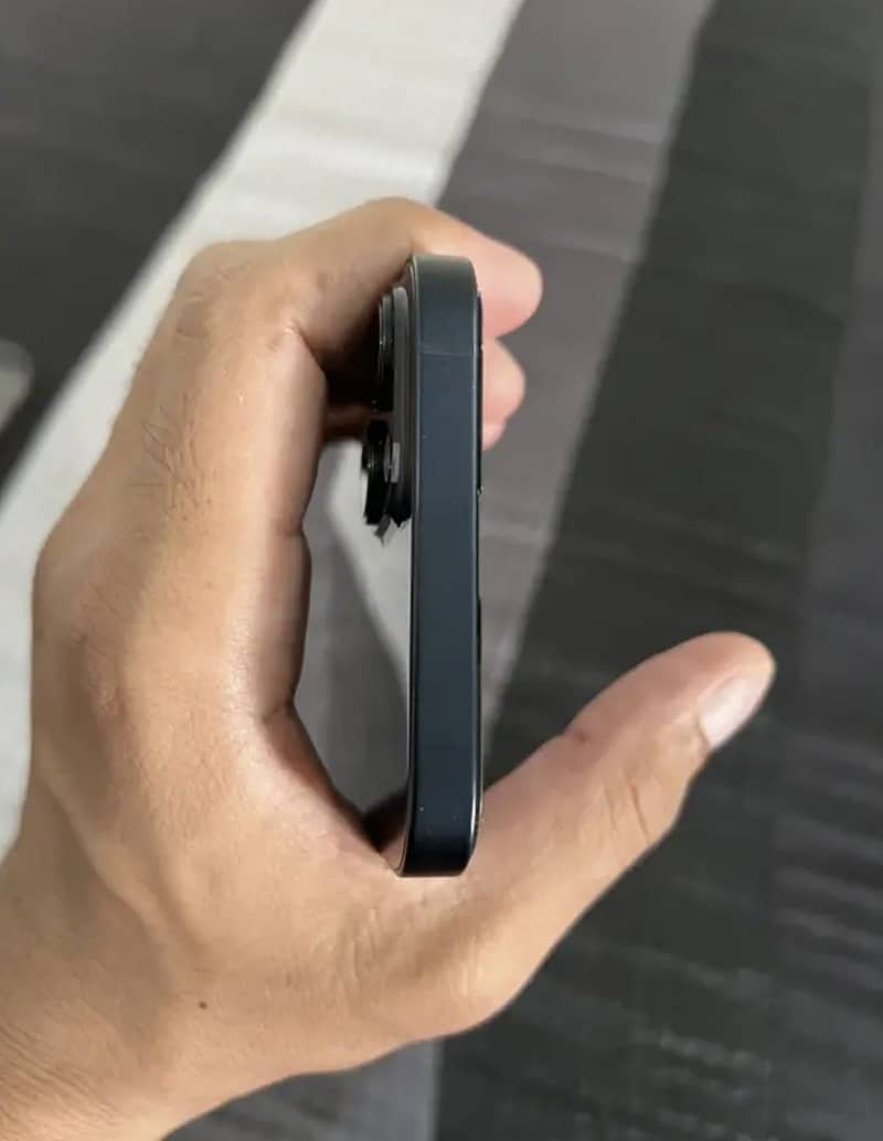 iPhone 14 plus jv 3