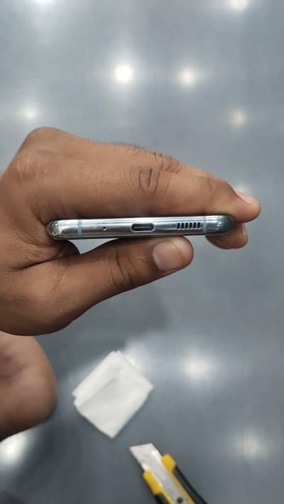 Samsung Mobile S20 Plus 5g