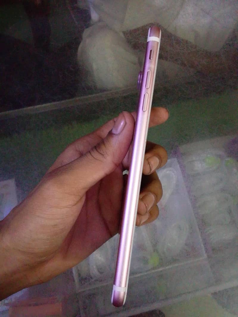 Apple iPhone 7 Plus 7