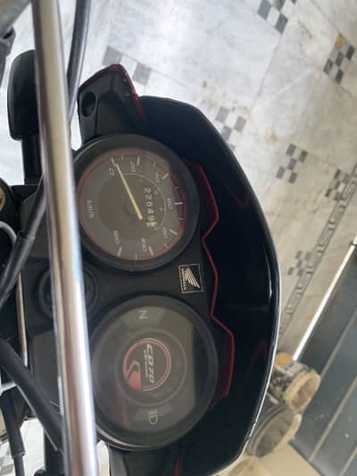 baike chanj karni ha is liya sell kr raha hu uz ma bohat achi ha