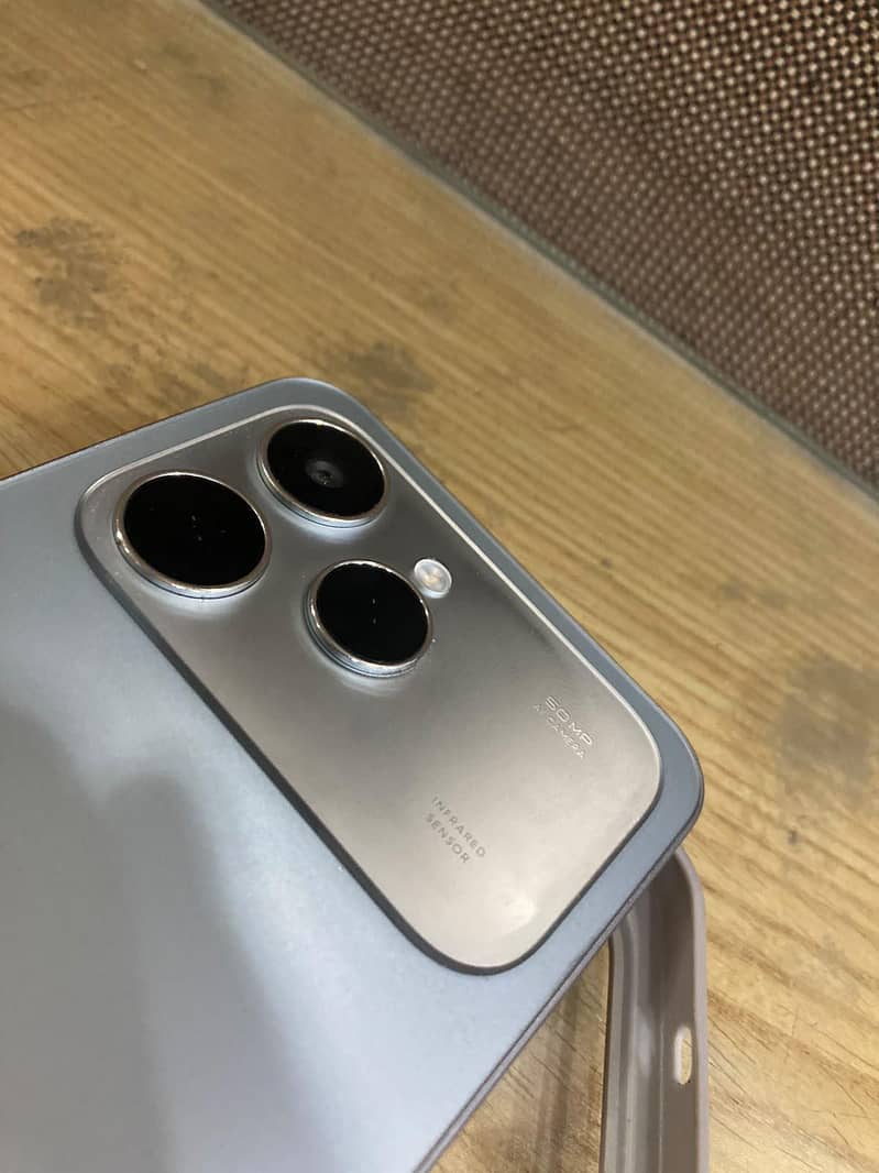 Tecno SPARK 40 4