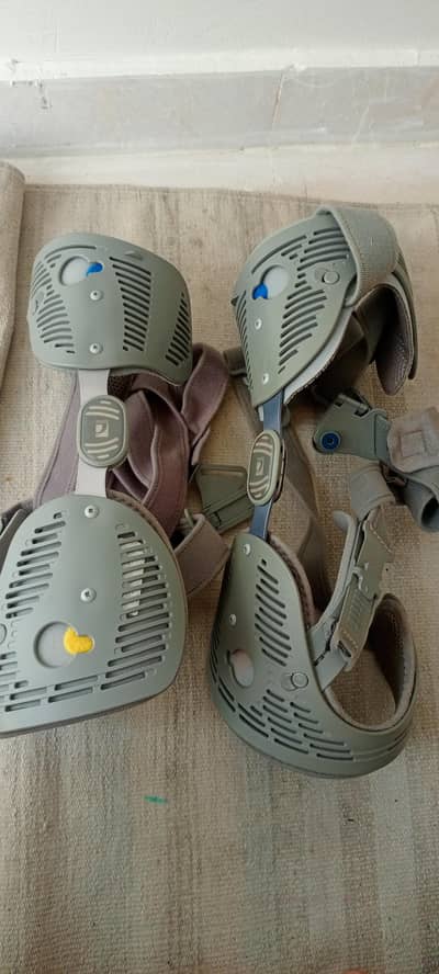 OSSUR UNLOADER one knee brace