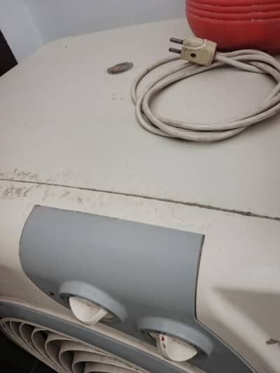 Room air cooler