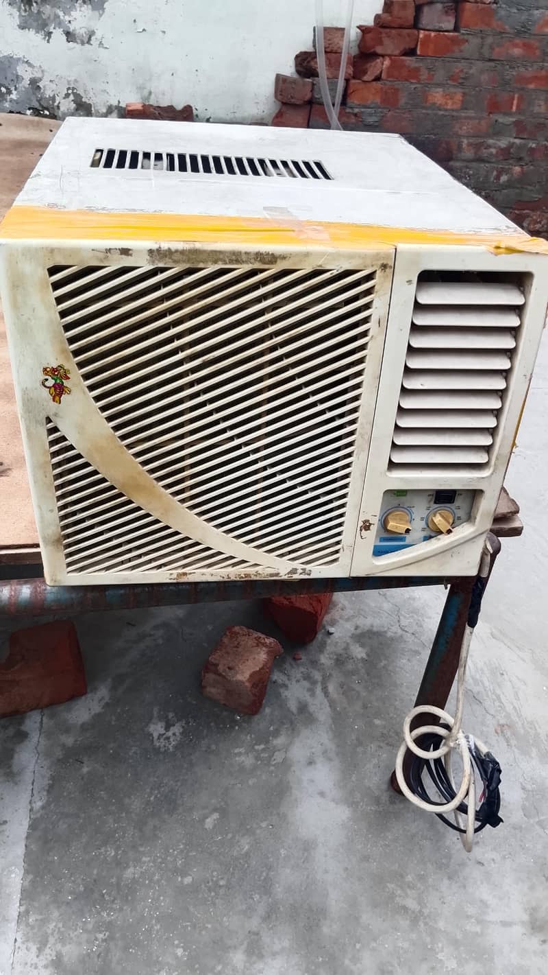 Window AC 0