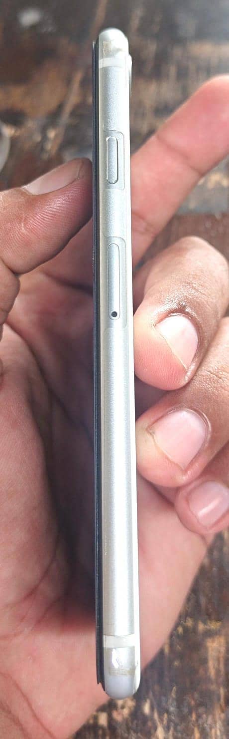 Apple iPhone SE 2