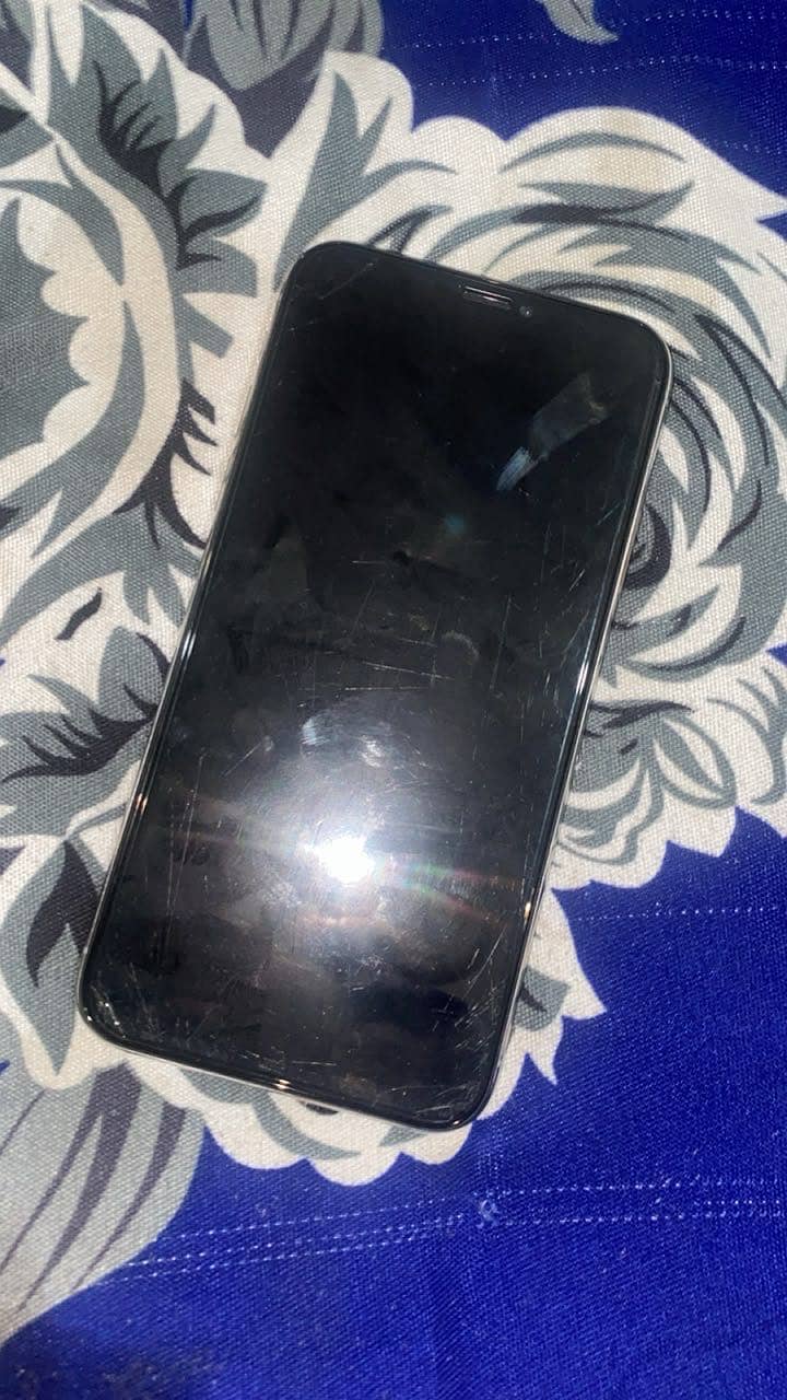 Apple iPhone X 0