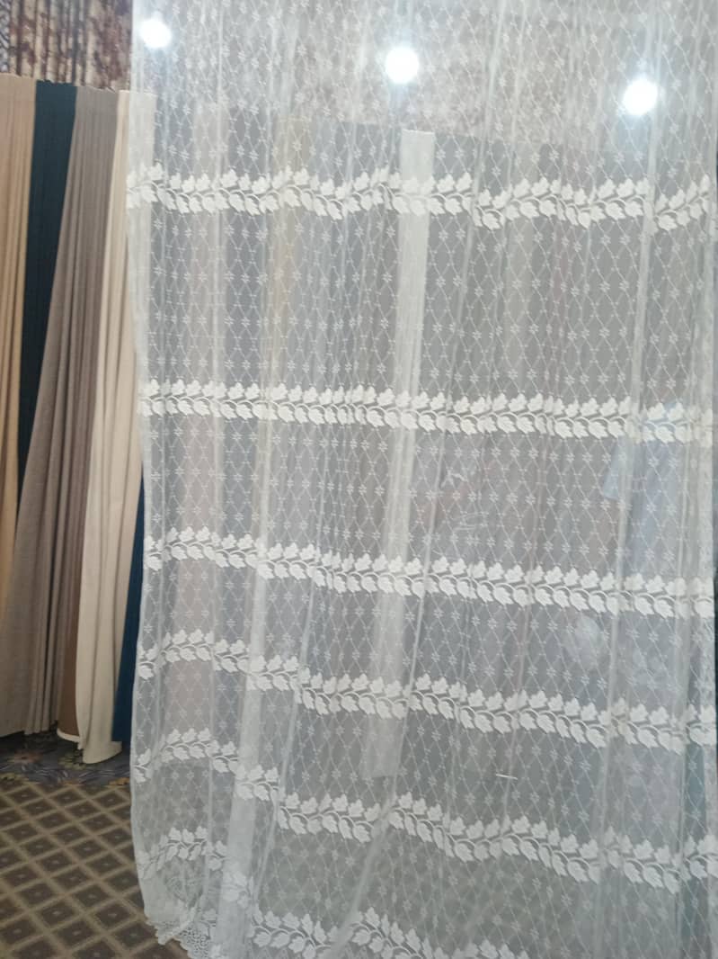 Curtains 0