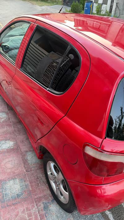 Toyota Vitz 2002