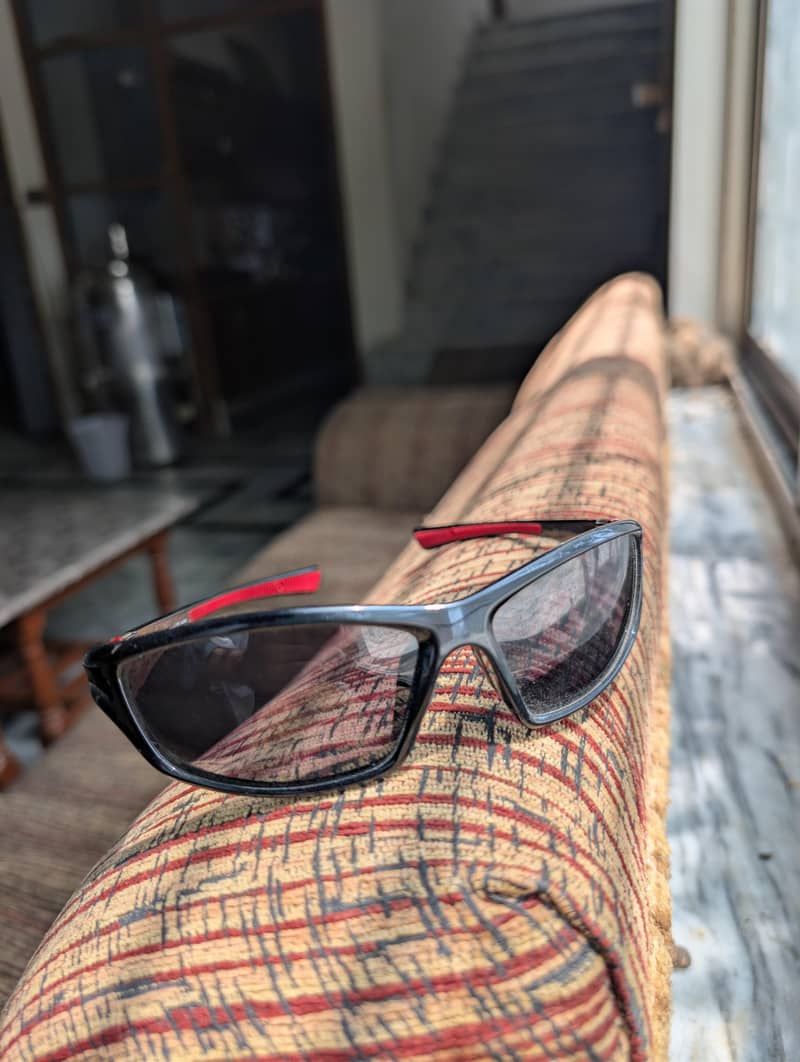 Sun  glasses. 2
