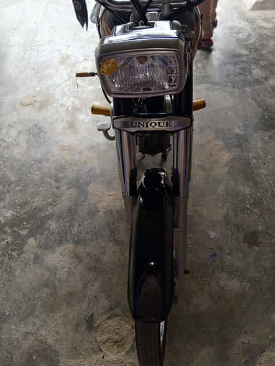 acha bike all ok ha koi Kam nahi ha engine ok ha bike fully restored