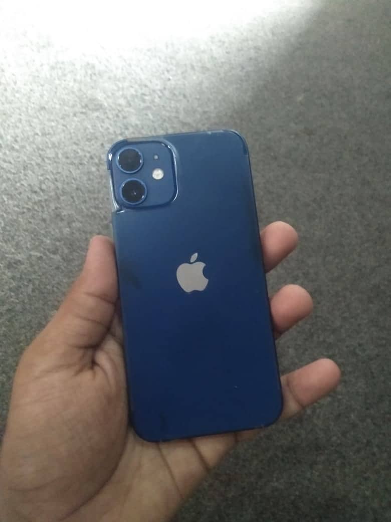Apple iPhone 12 mini 0