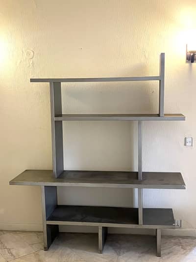 Solid wood display shelf