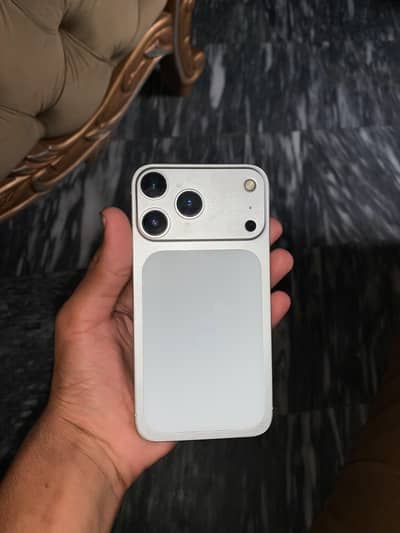 Apple iPhone XR to 17 PRO