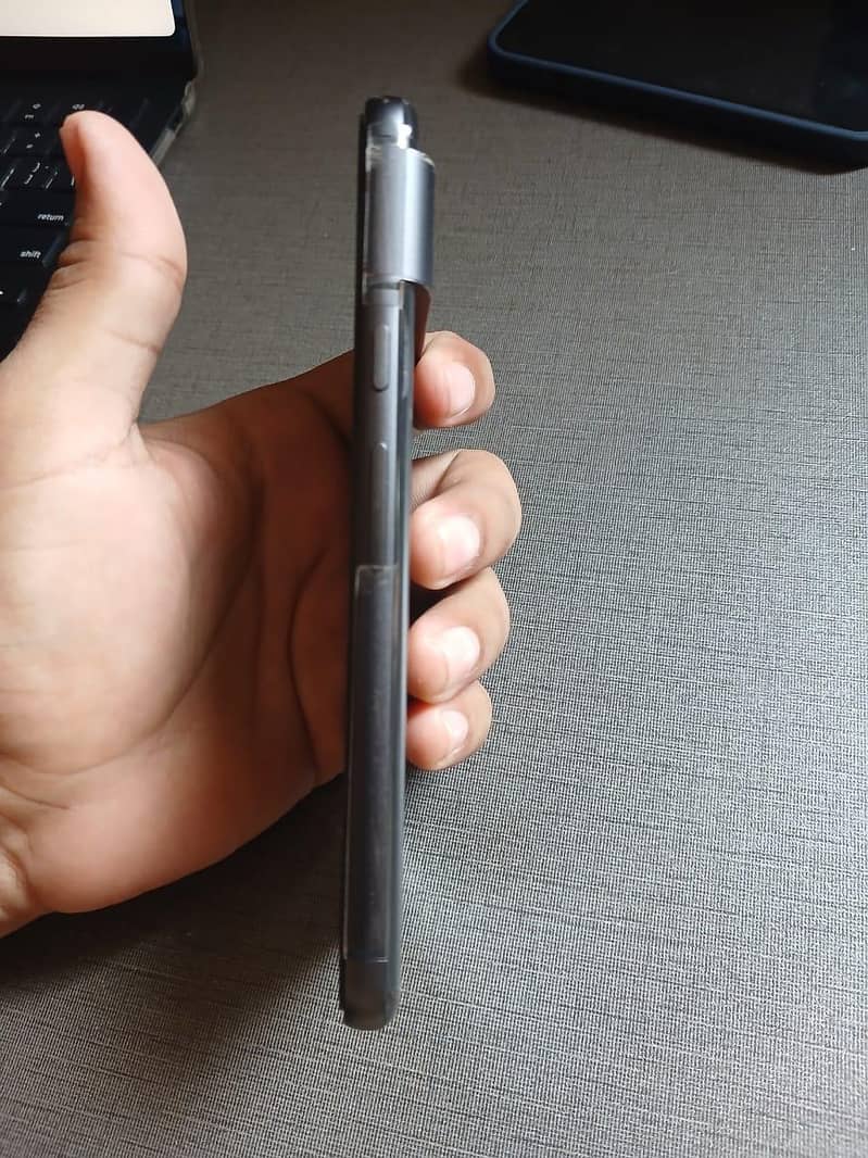 Google Pixel 8 1