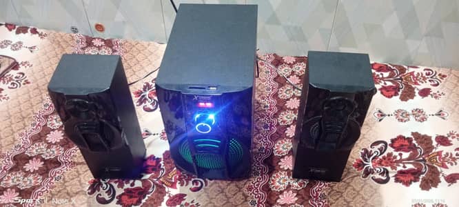 Xtreme Ideas 5 Speaker System 2.1