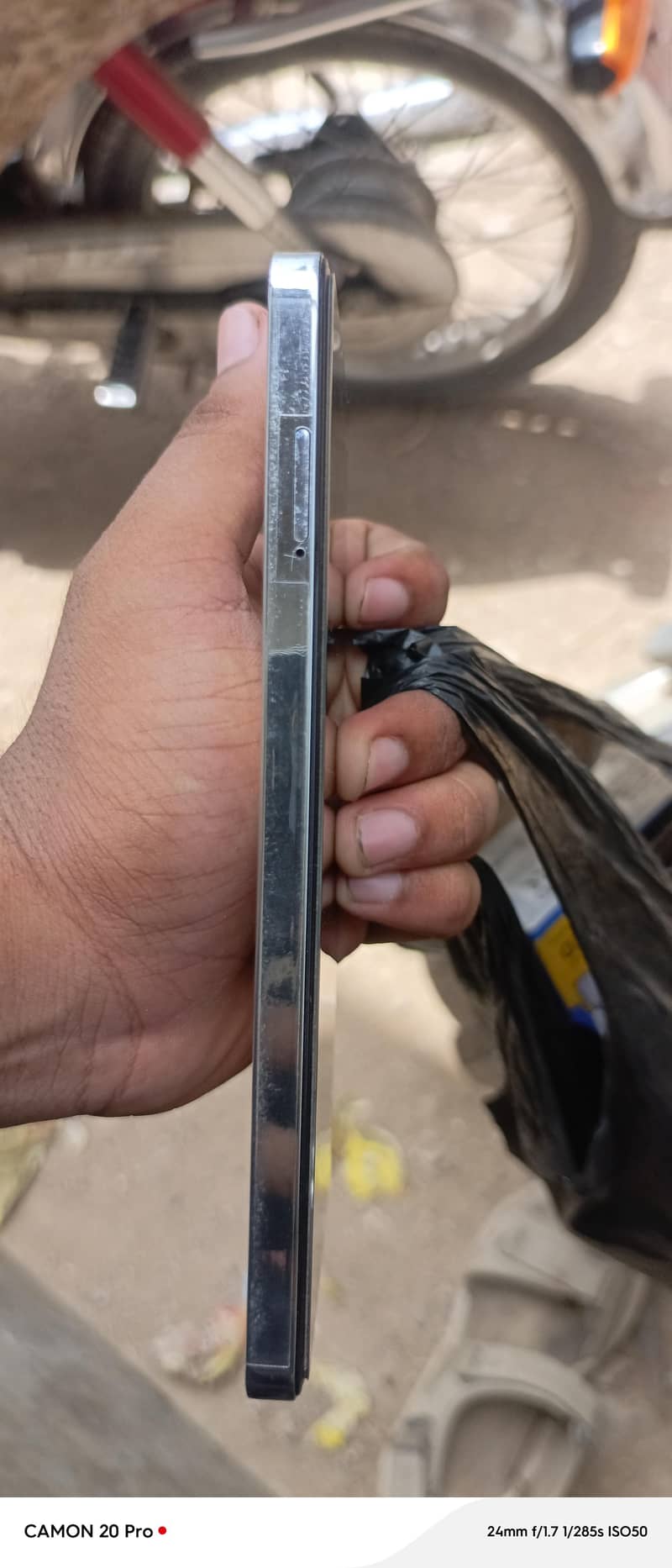 Tecno CAMON 20 1