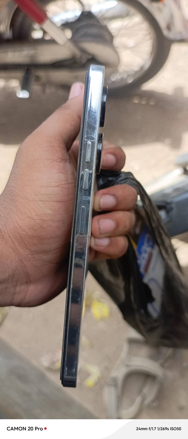 Tecno CAMON 20 2