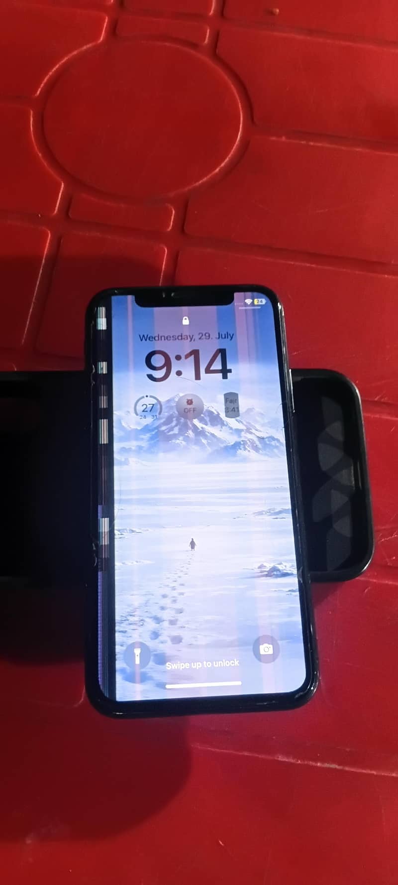 Apple iPhone X 4