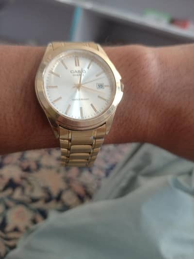 Original Casio MTP-1183G Men's Watch – Golden – Used