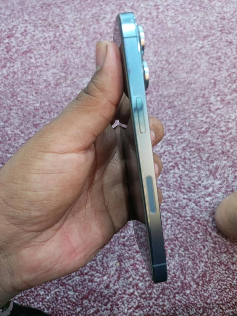 iphone 13 pro 1