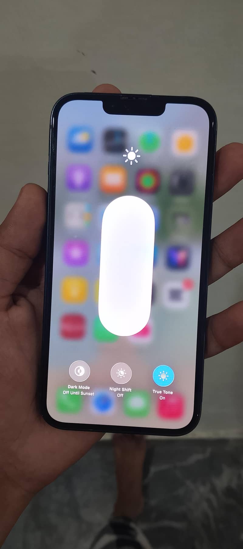 Apple iPhone 13 2