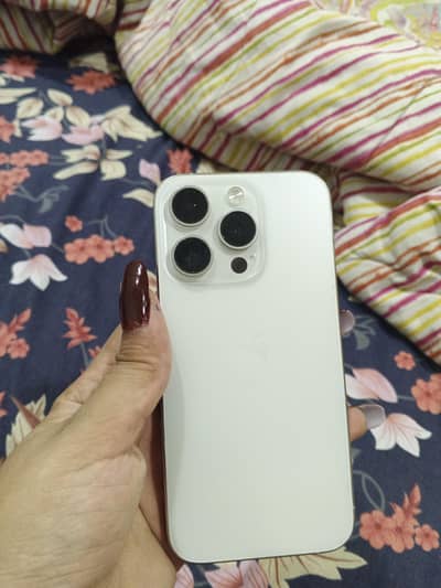 Apple iPhone 15 Pro