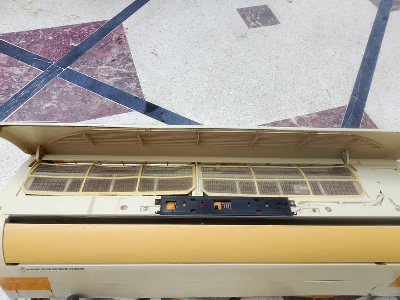 Dawlance 1 Ton Split AC 4