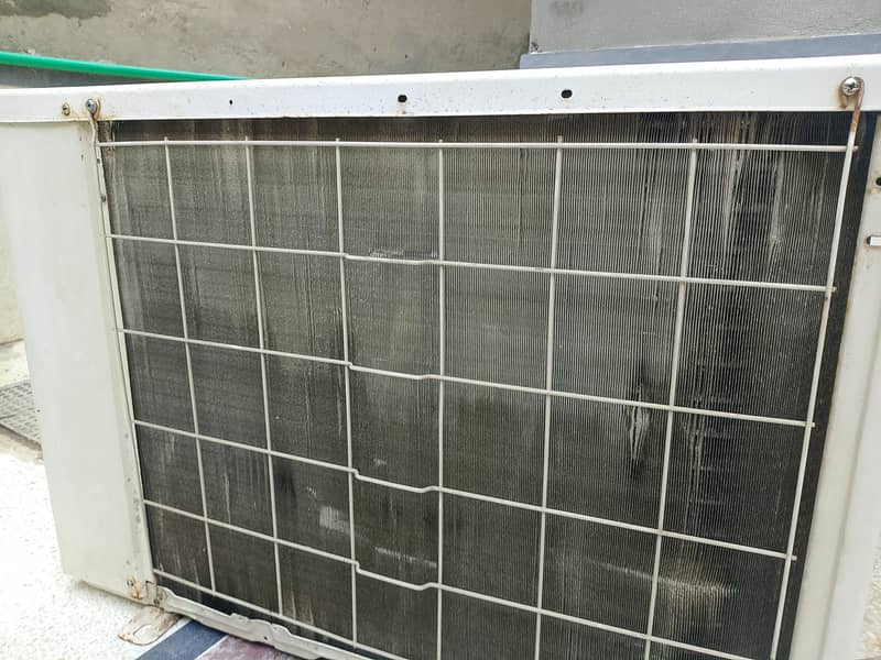 Dawlance 1 Ton Split AC 8