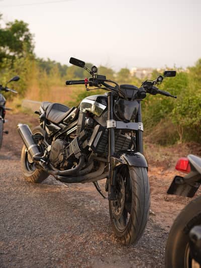 Yamaha fzx750