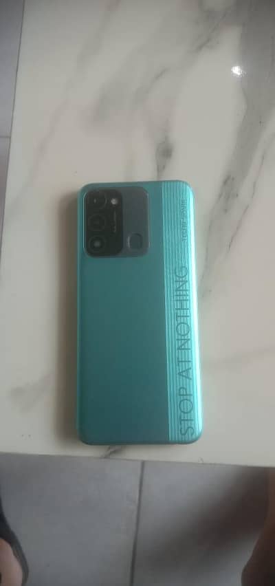 Tecno Spark 8C