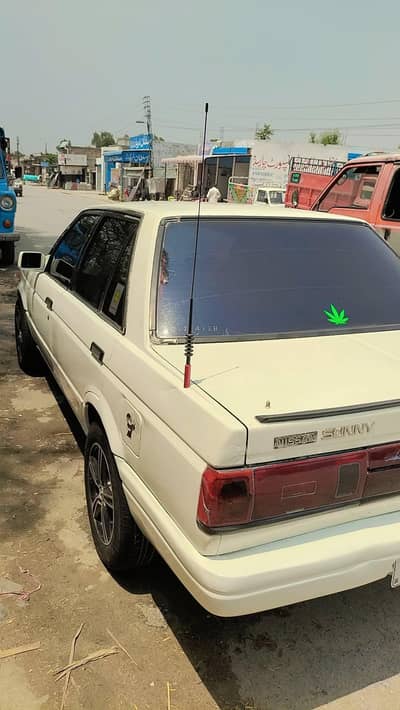 Nissan Sunny 1988