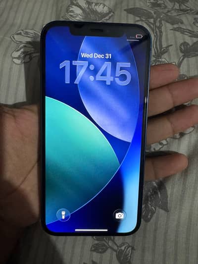 Apple iPhone 12