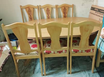 Dining table with 6 chairs