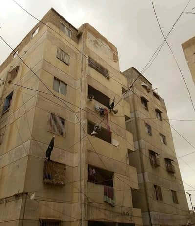 Centrally Located Flat In Gulistan-e-Jauhar - Block 6 Is Available For sale