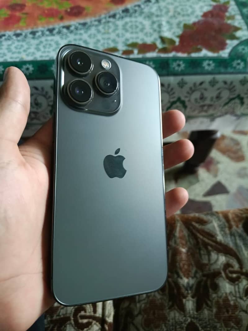 Apple iPhone 13 Pro 0