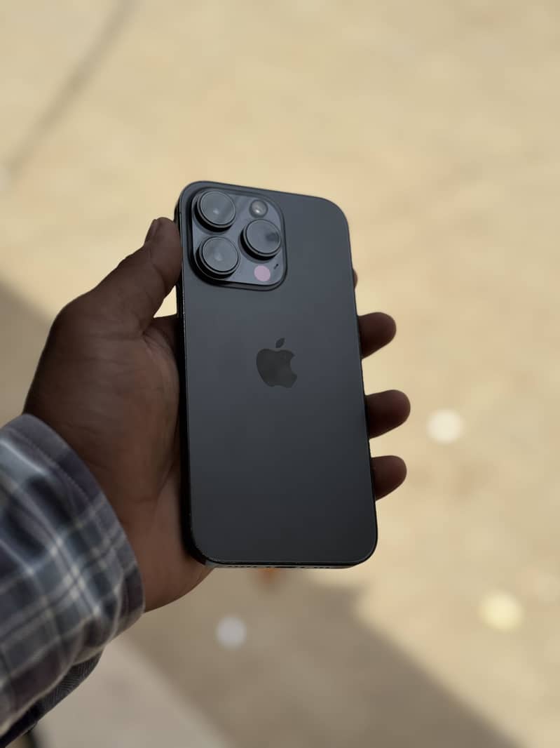 Apple iPhone 14 Pro 3