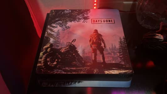 PlayStation 4 Slim 512GB With One Original Controller