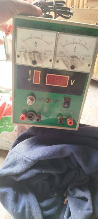 Second Hand Okay machines for mobile repairing.