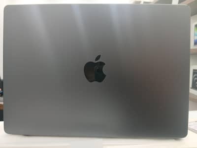 Macbook Pro M4, 14" (24/512) Complete Box