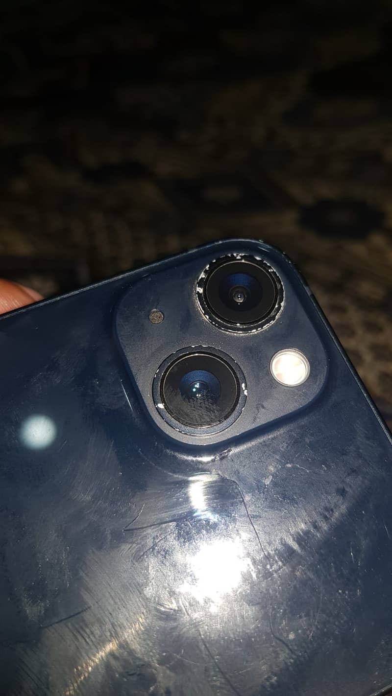 Apple iPhone 13 1