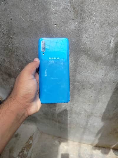 Samsung Mobile A50