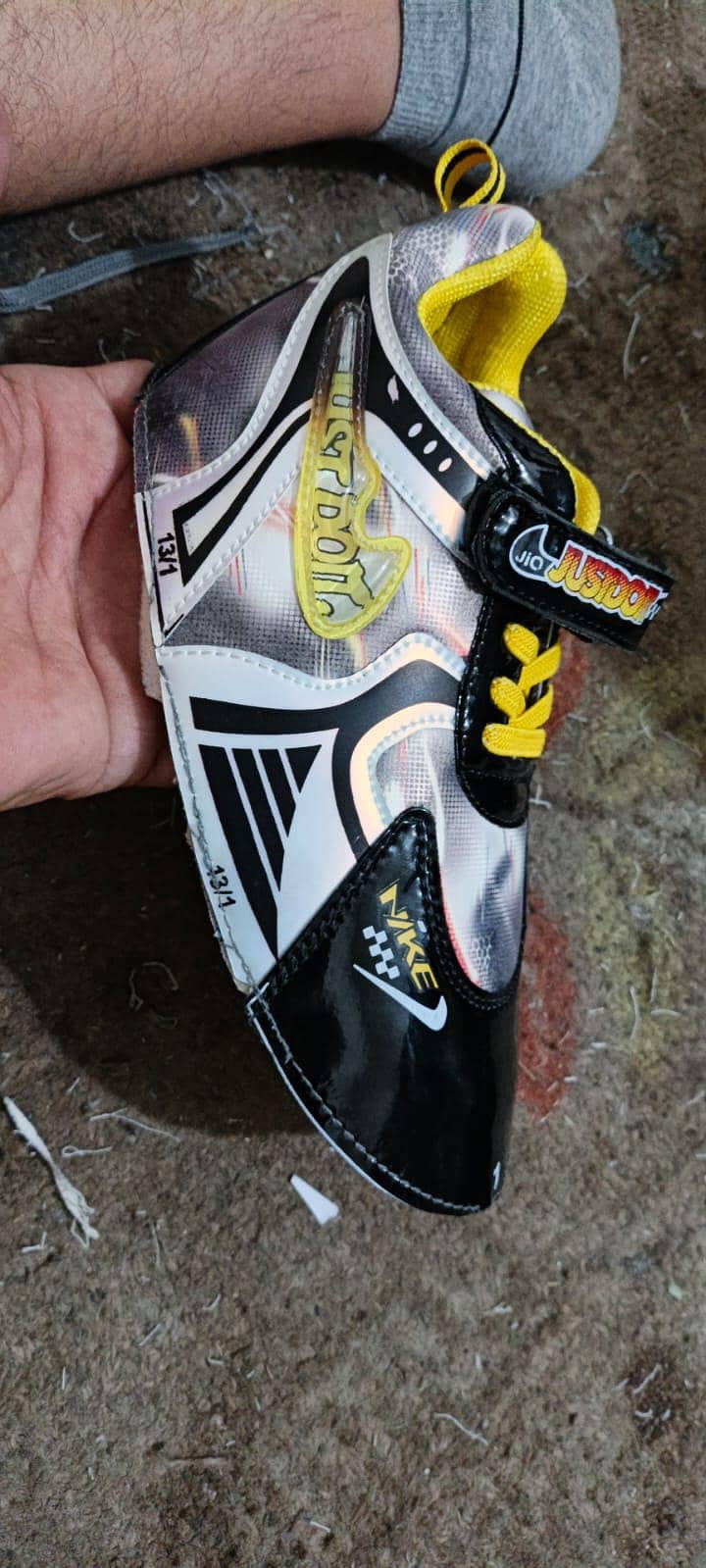 shoes upper stitching 0