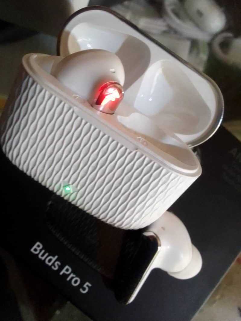 buds pro 5 4