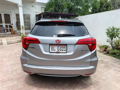 Honda Vezel 2016