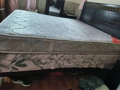 molty form spring mattress