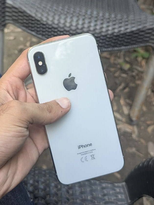 Apple iPhone X 0