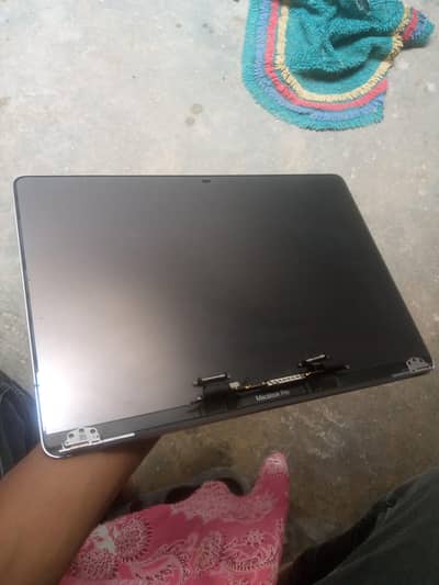 Argent sale original apple macbook pro display