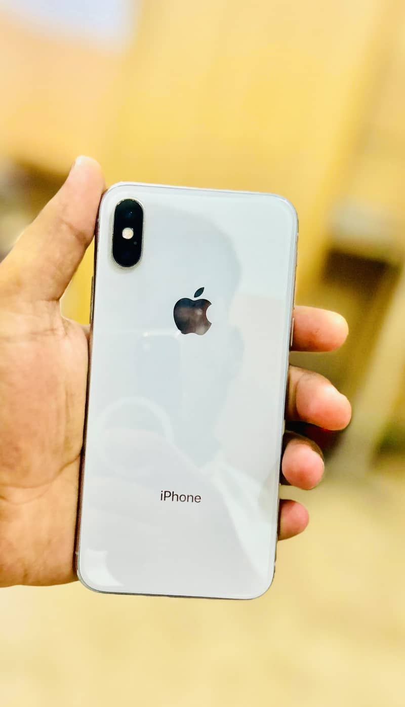 iPhone X 3