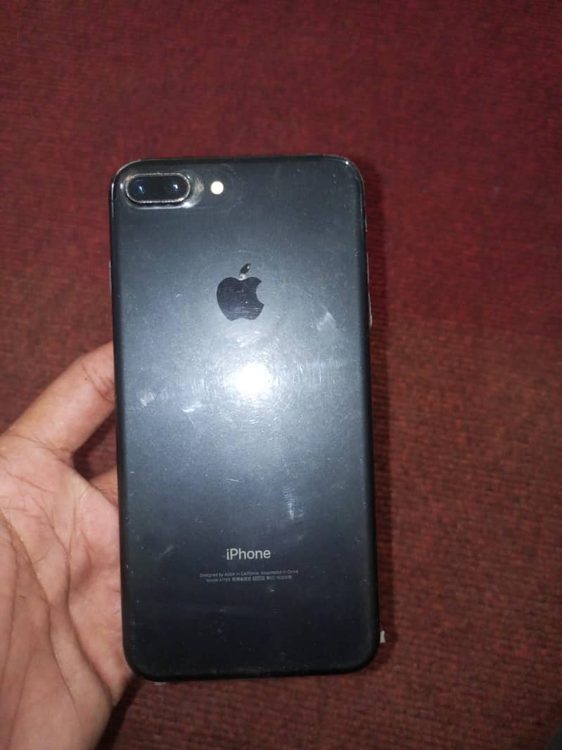 Apple iPhone 7 plus 0