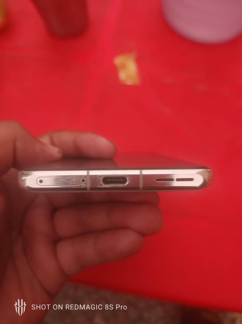 One Plus 11 4